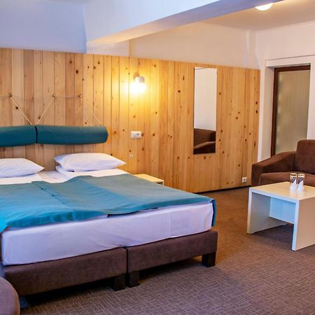 Complex Hotelier Cota O Mie Sinaia Ngoại thất bức ảnh