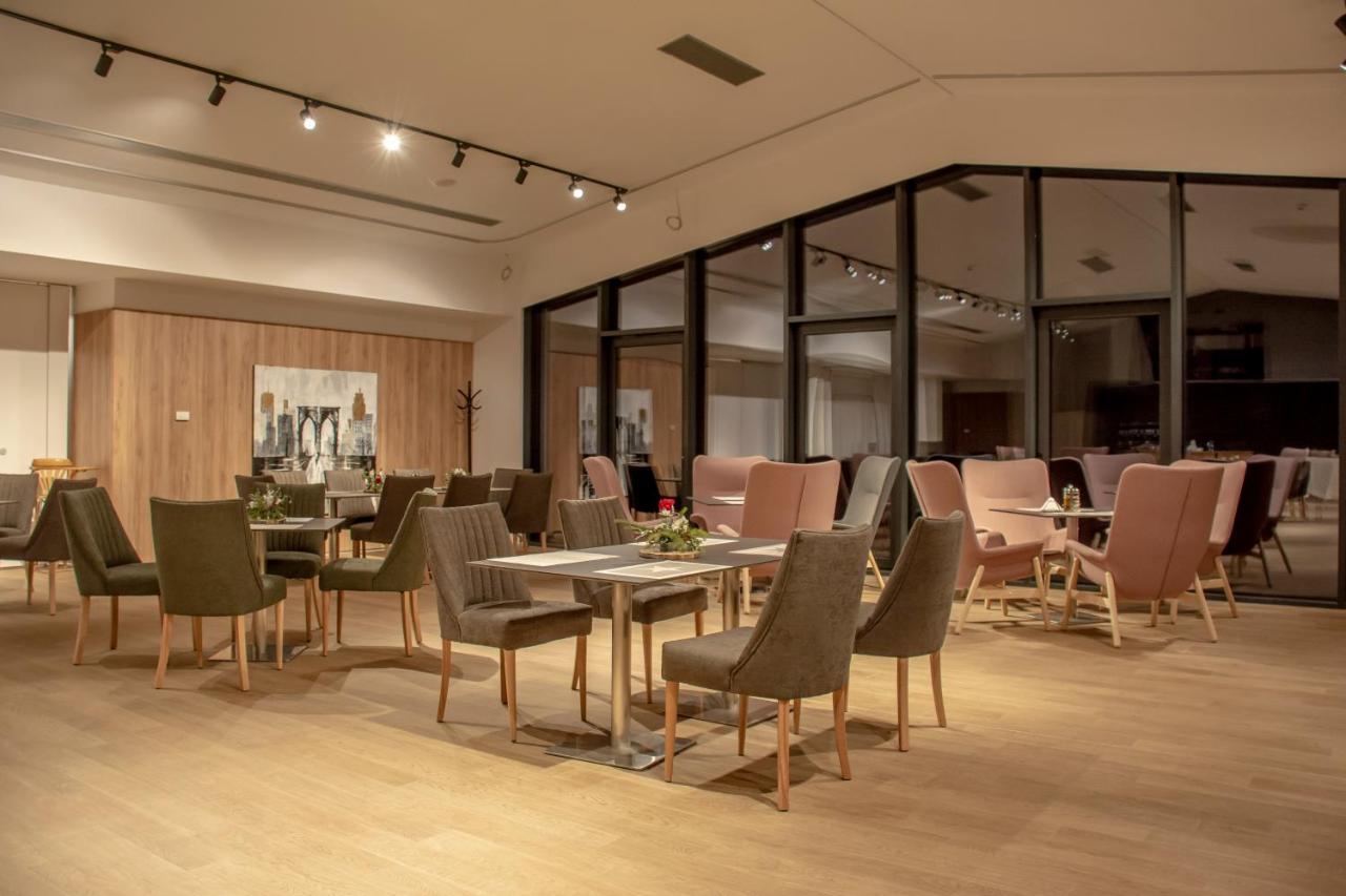 Complex Hotelier Cota O Mie Sinaia Ngoại thất bức ảnh